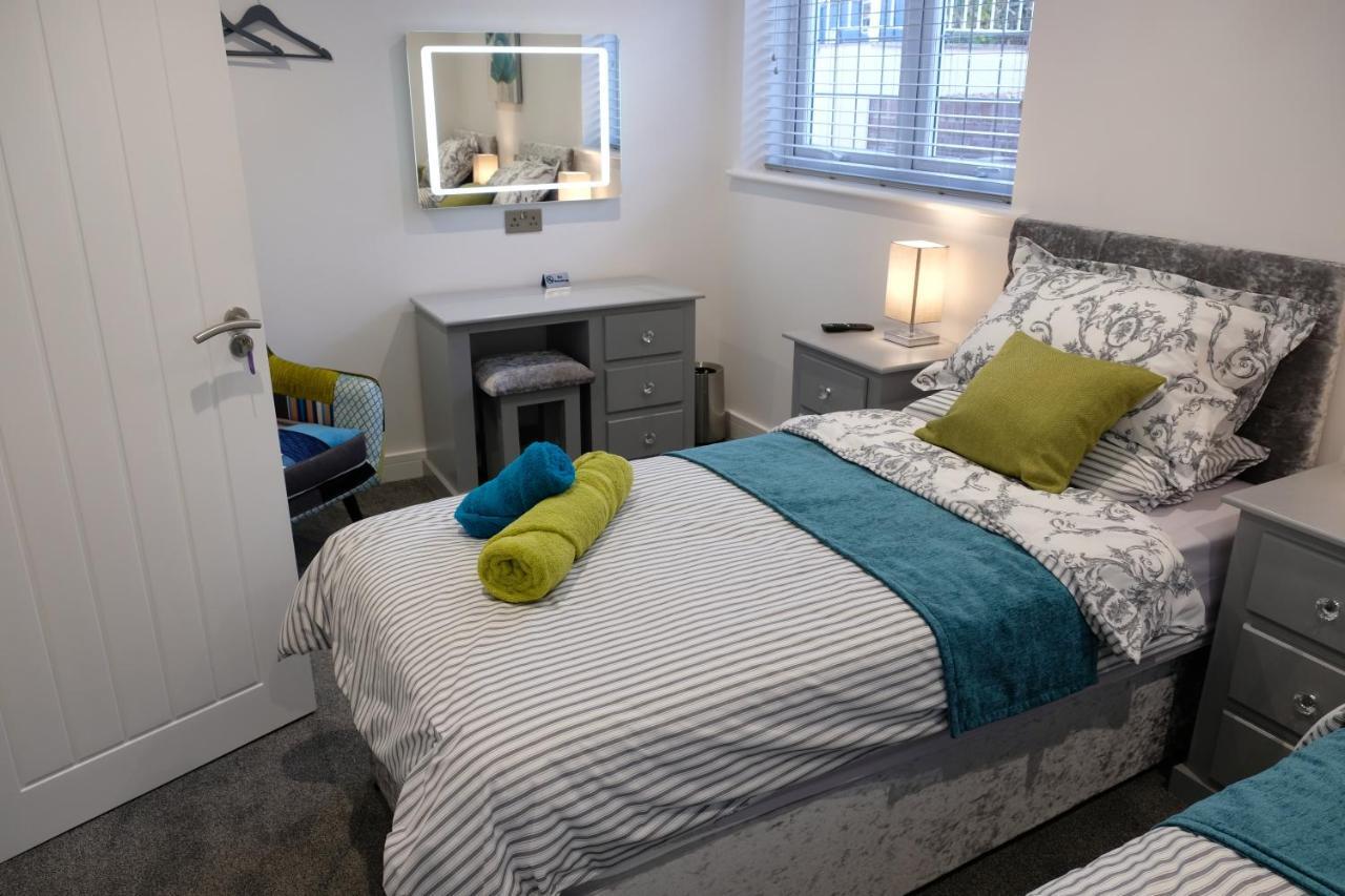Rosemary House Brs Airport Accommodation Winford Esterno foto
