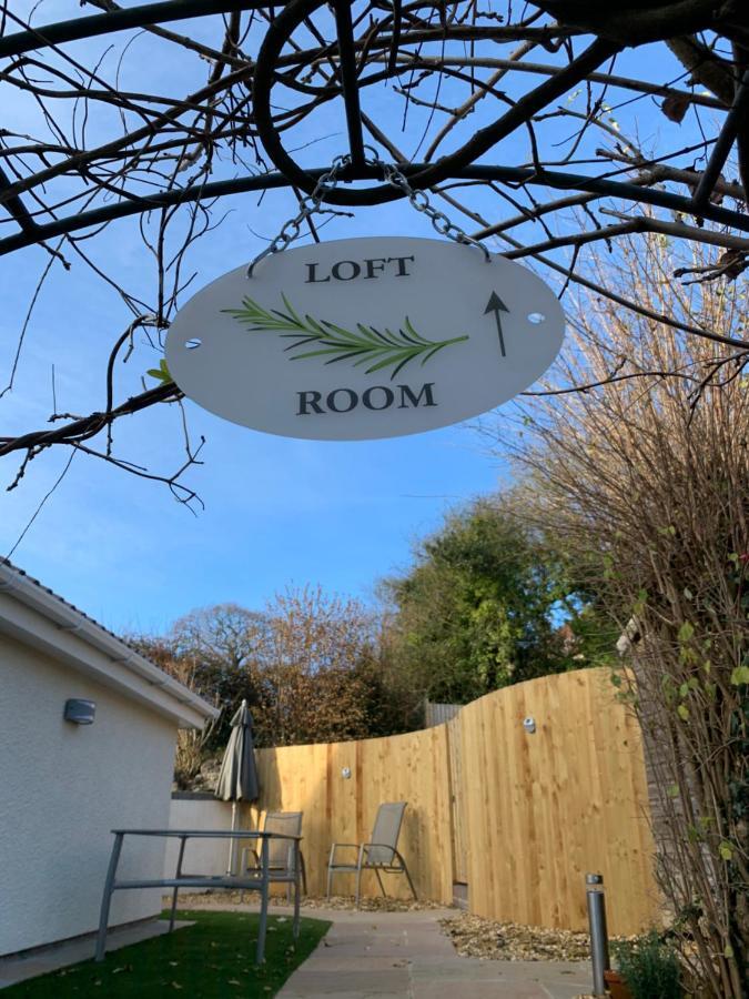 Rosemary House Brs Airport Accommodation Winford Esterno foto
