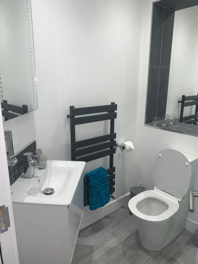 Rosemary House Brs Airport Accommodation Winford Esterno foto